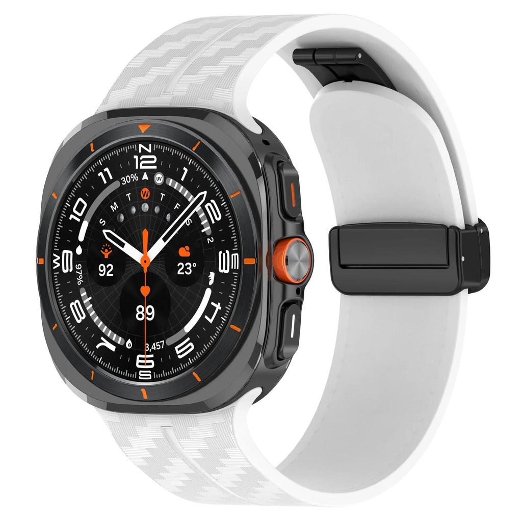 Carbon Fiber Pattern Strap for Samsung Galaxy Watch 7 Ultra 47mm Silicone Magnetic Clasp Band for Galaxy Watch 7 Ultra Bracelet