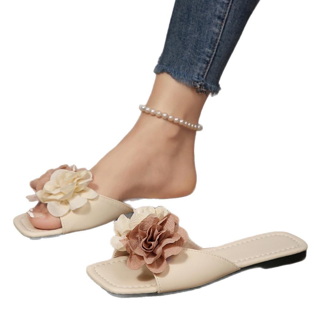 Slippers women's 2025 summer outer wear fashionable flat bottom non-slip one-word drag large size foreign trade flowers women's cool slippers