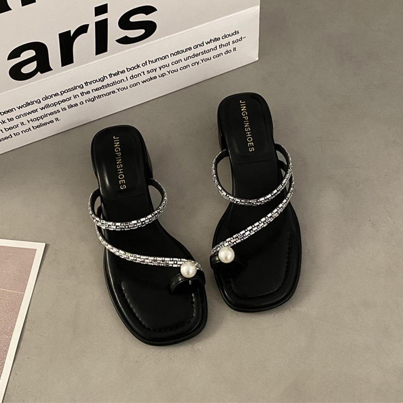 

Французские жемчужные туфли-шлепанцы с закрытым носком, летние сандалии на среднем каблуке со стразами, 2025, новый летний темперамент 35