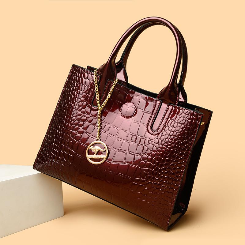 Fashionable Patent Leather Large-capacity Versatile Soft and Wear-resistant Bag