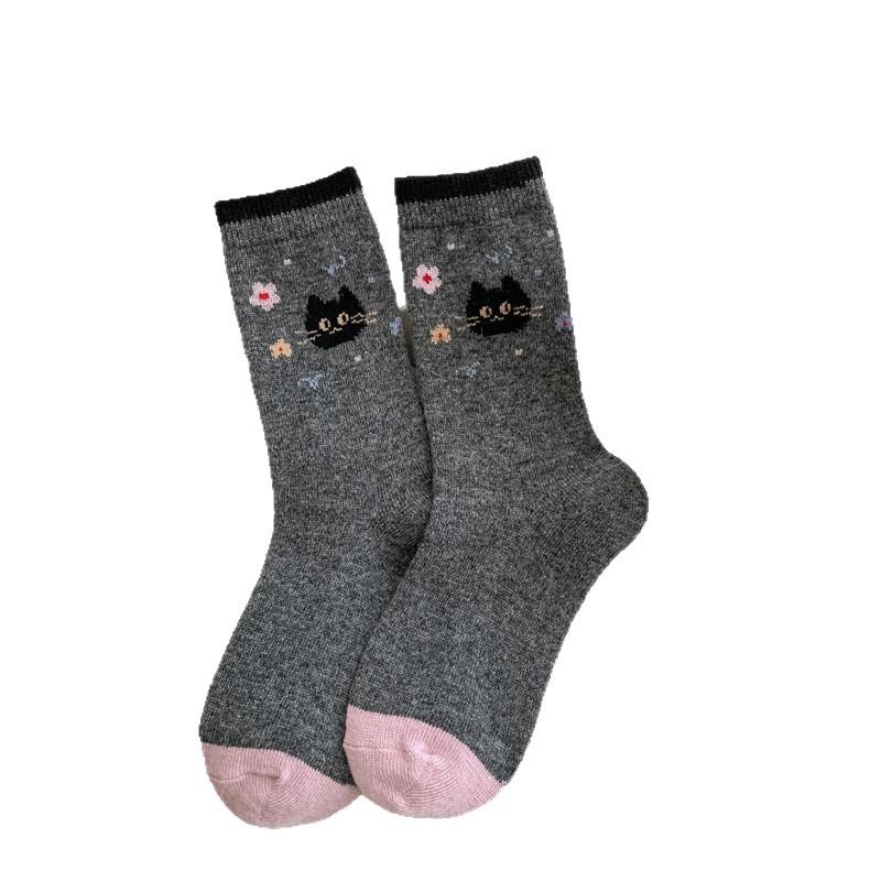 Cute Cartoon Cat Thickened Wool Socks for Autumn and Winter, Women's Warm Mid-calf Socks, Color-blocking Pile Socks