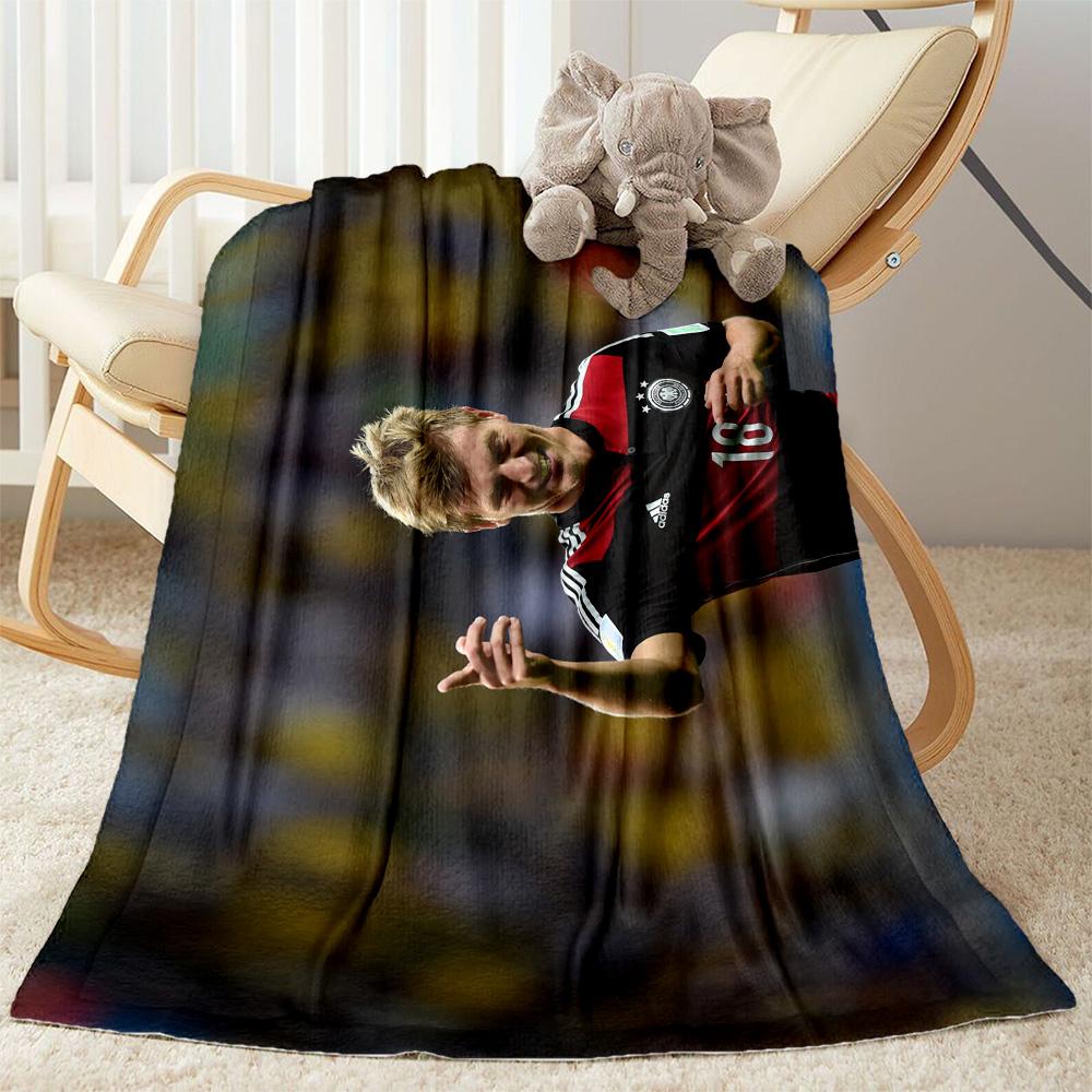 Powerful Soccer Kick Blanket Warmthful Decor Suitable for Couch Picnics Bedding Four Seasons Universal Playful Design