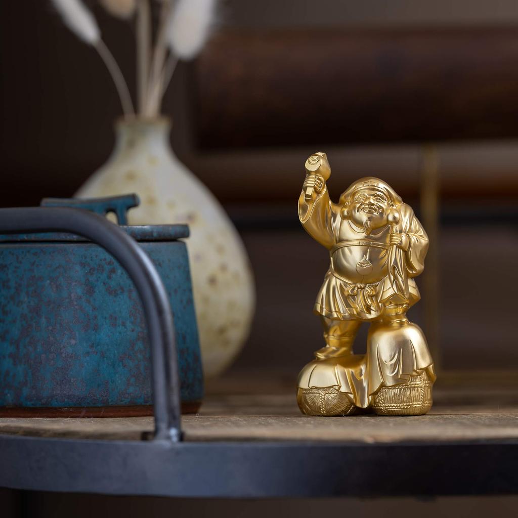 one of the Seven Lucky Gods by Makita a Buddhist Original Buddhist Takaoka bronzeware Daikokuten, (gold-plated/24k gold) Shuun, sculptor. statue,