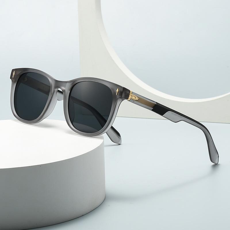  New Fashion Brand Design Shades UV400 Trending Rivets Women Luxury Sun Glasses Retro High Quality Pilot Men Sunglasses