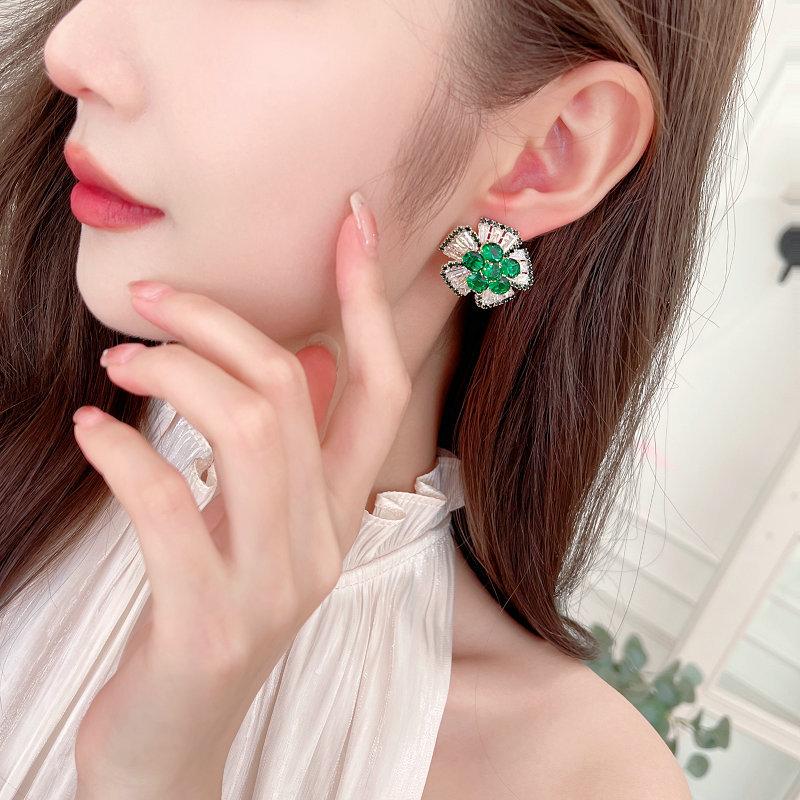 New Retro Luxurious And Stylish Earrings With Colorful Zircon Inlaid Three-dimensional Flower Earrings