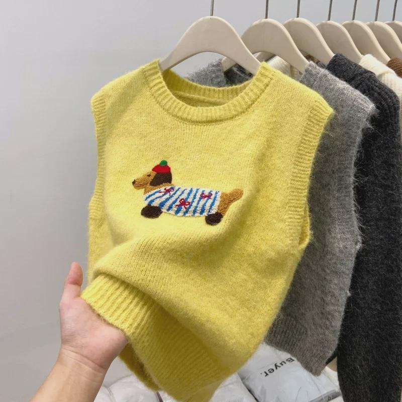 Women's 2025 Spring Cartoon Dachshund Knitted Sleeveless Vest - Western Style Waistcoat Sweater