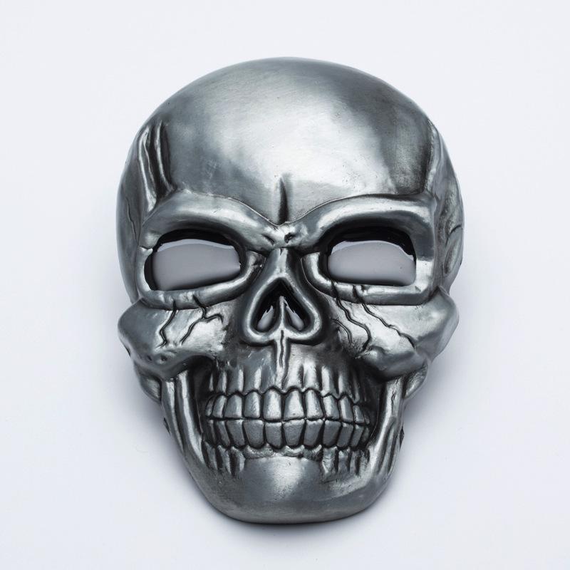Large Alloy Skull Head Belt Buckle - Heavy Duty Halloween Skeleton Design, Fits All Sizes.