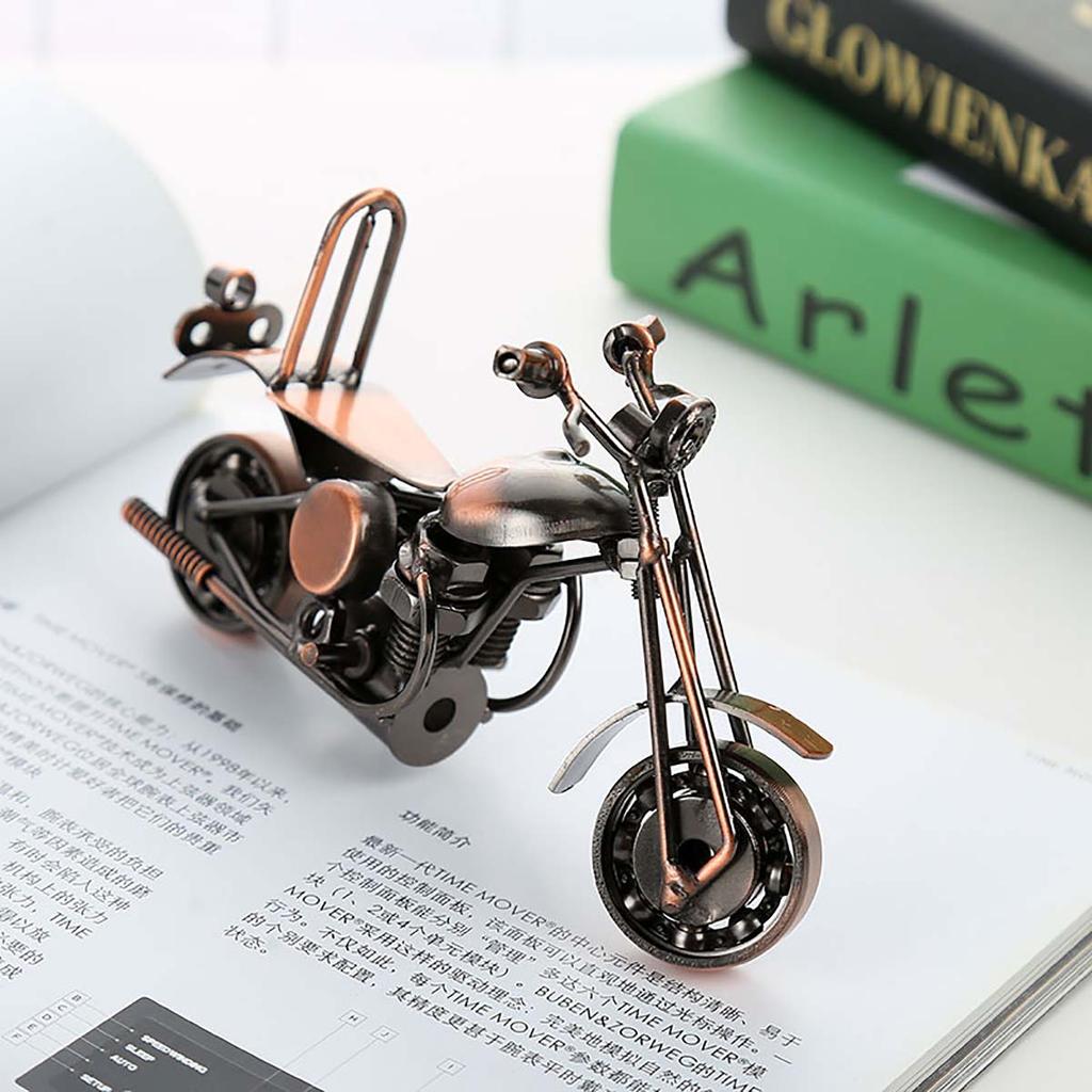 Vintage Cast Iron Harley Motorcycle Model for Home Decor Collectors Retro Iron Motorcycle Figurine Sculpture for Nostalgic