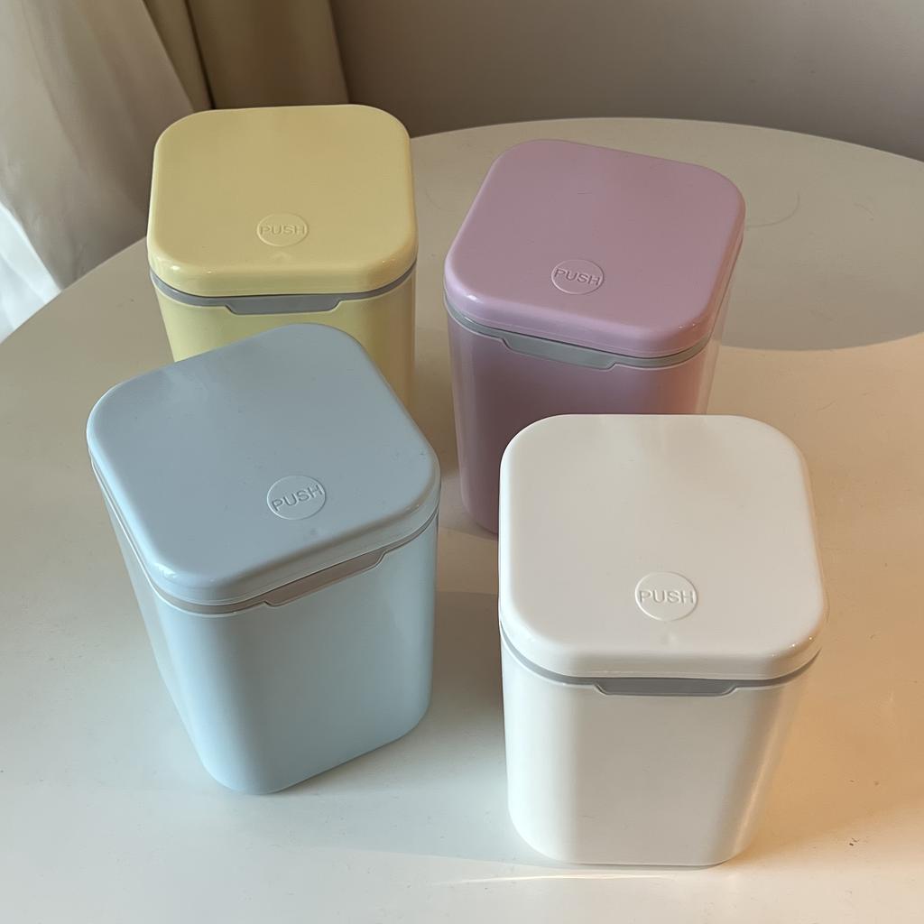 Simple Desktop Mini Trash Can with Lid, Creative Press-Type Waste Bin for Living Room and Office Cleaning & Storage