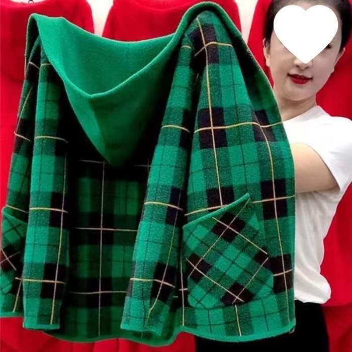 Plaid Woolen Zipper Jacket for Middle-Aged Women - Fashionable Plus-Size, Autumn/Winter Short Style