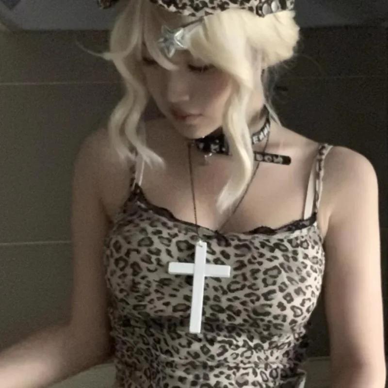 2025 Halloween Y2k Subculture Versatile Dark Necklace Long Wooden Cross Collarbone Chain Gothic Punk Accessories