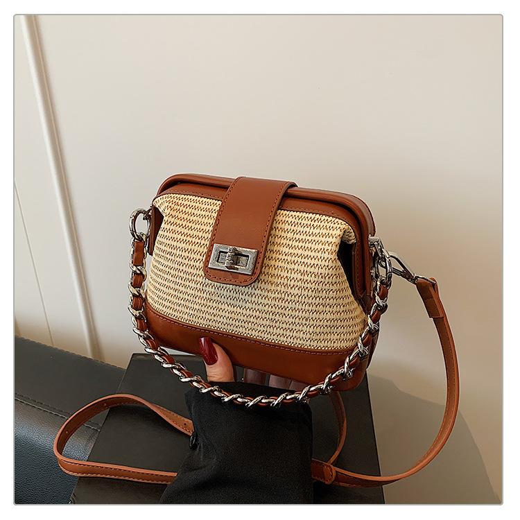 

Summer new chain shell bag women s niche lock fashion bag crossbody shoulder bag коричневый