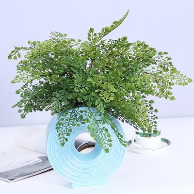 Декор для дому – Декоративні квіти та вінки