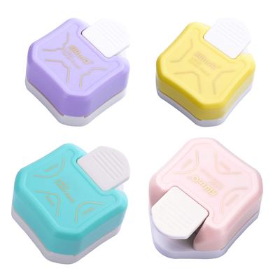 KW-trio 3v1 děrovačka na zakulacení rohů R4/R7/R10mm Zastrihávač kulatých rohů pro papír, fotopapír, laminovací fólie