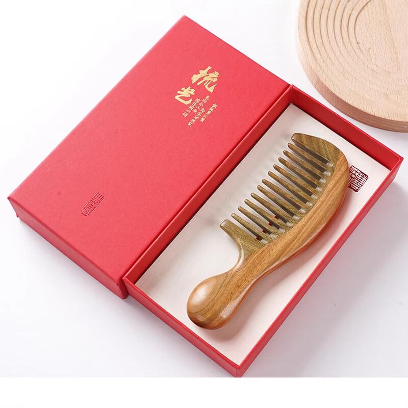 Beiduoyang Natural Green Sandalwood Comb