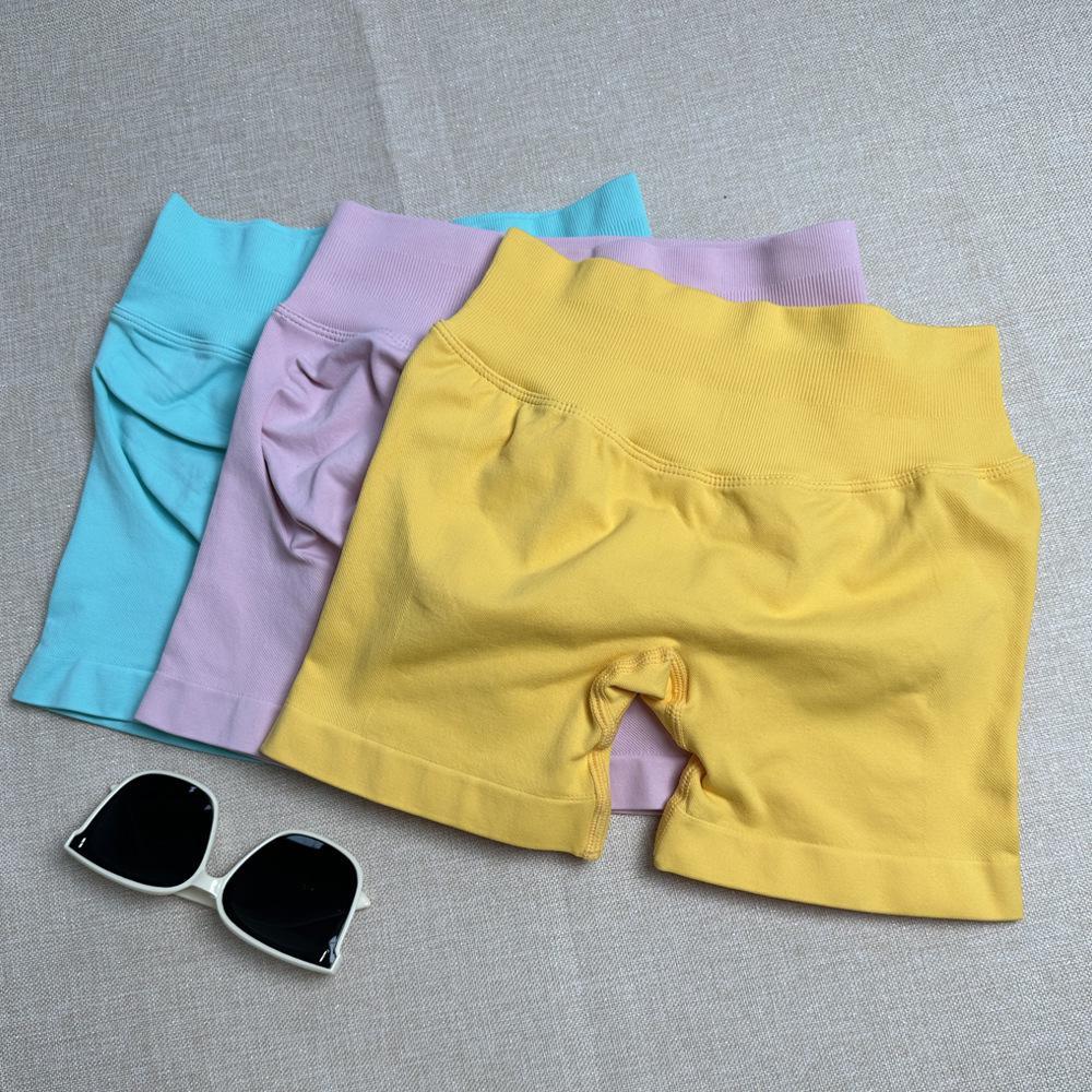 DFYNE Candy Color Raffung Nahtlose Yoga-Shorts - Dreiteiliger Bund, Enge Passform