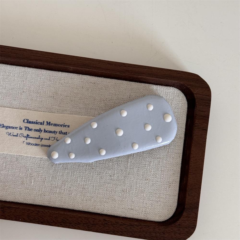 Синяя заколка-бант из кожи в горошек - Милый и нежный аксессуар