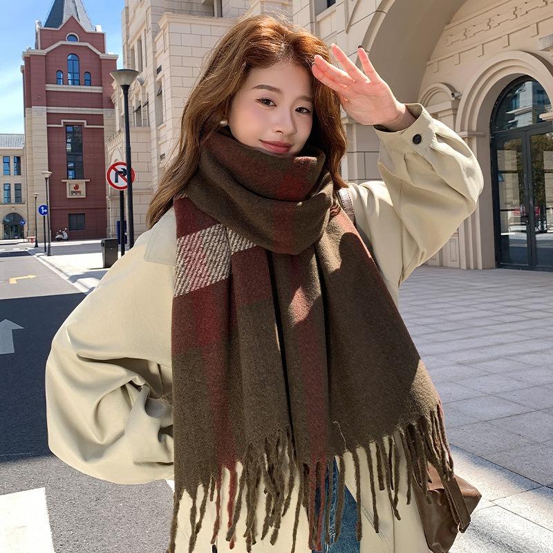 Scarf Winter Women's High-end Plaid Shawl Autumn and Winter New Versatile Atmosphere Thickened Scarf