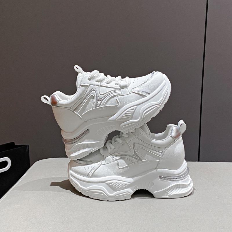 

женская повседневная обувь на платформе с внутренней высотой, весенняя новинка, обувь для маленьких мужчин, показывающая ноги, маленькая ретро-спортивная обувь 40 белый