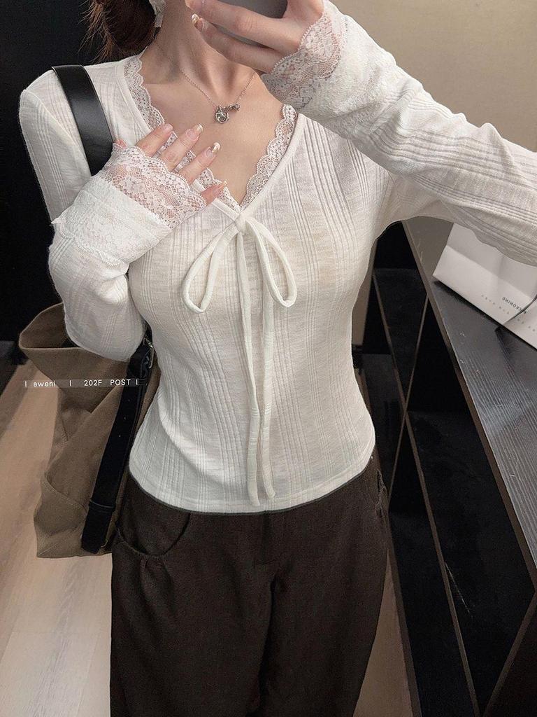 Kumikumi Pure Desire White Lace-Up V-Neck T-Shirt for Women - Autumn Slimming Casual Top