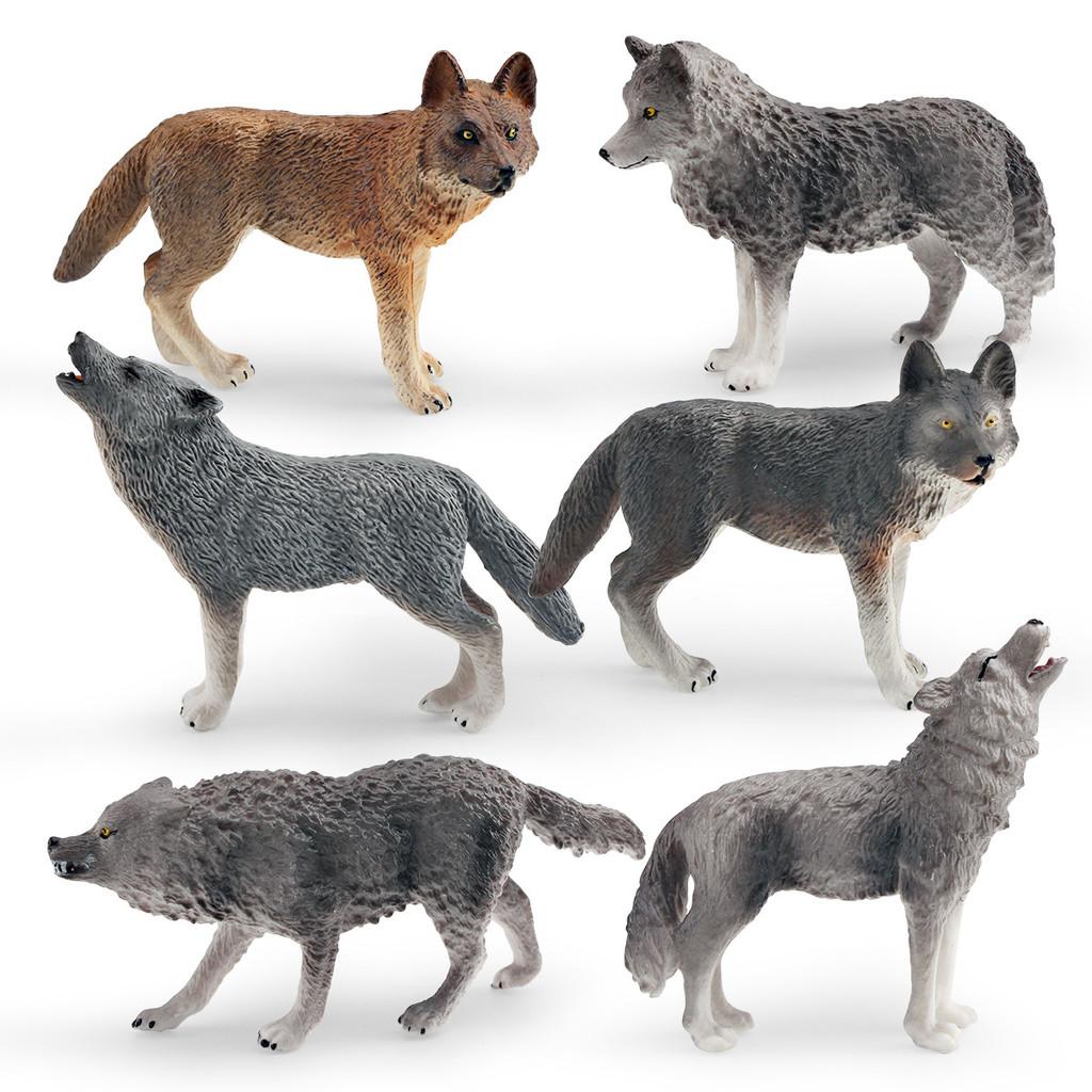 Arctic Wolf Static Pvc Figure For Animal Enthusiasts And Educational Displays