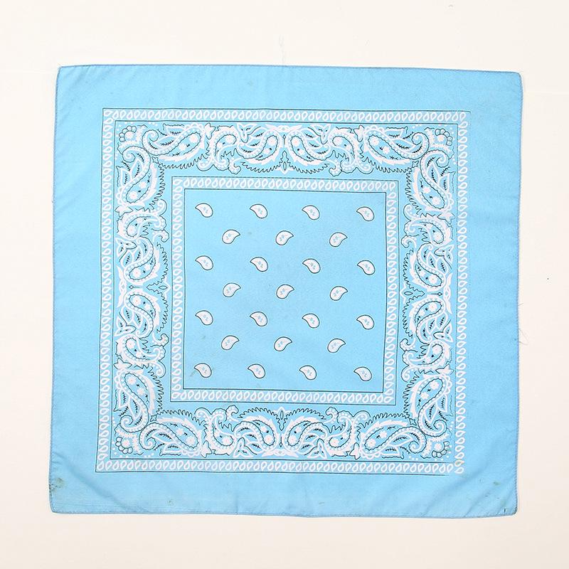 Unisex künstlerisches Seidentuch: Cashew-Amoben-Blumenprint, 54x54 Quadratisch für Street Dance & Dekoration.