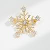 Bo Xin Yun Snowflake Zirconia Copper Brooch: Korean Style Versatile Fashion Accessory