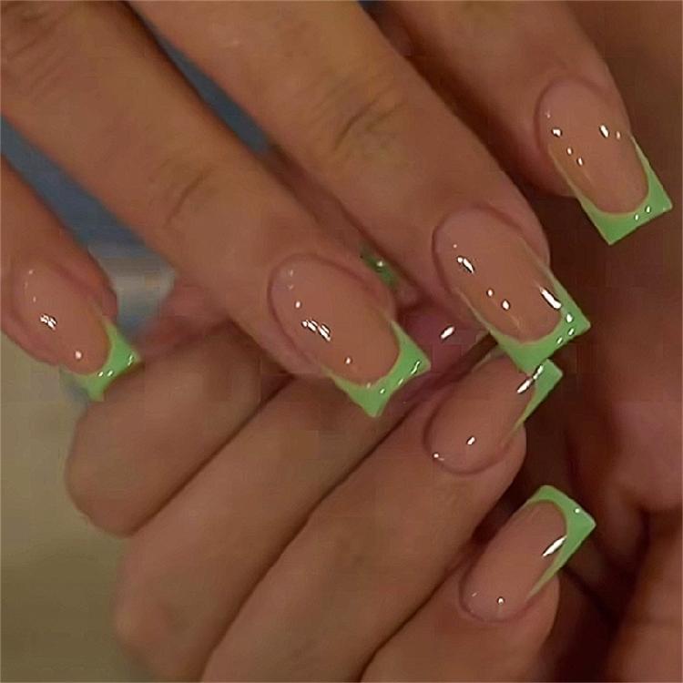 

24 Штуки Короткі Квадратні Накладні Нігті Манікюр Нігтьові Аксесуари Акрилові Нігті Французький Манікюр Накладні Нігті Легко Знімати 1