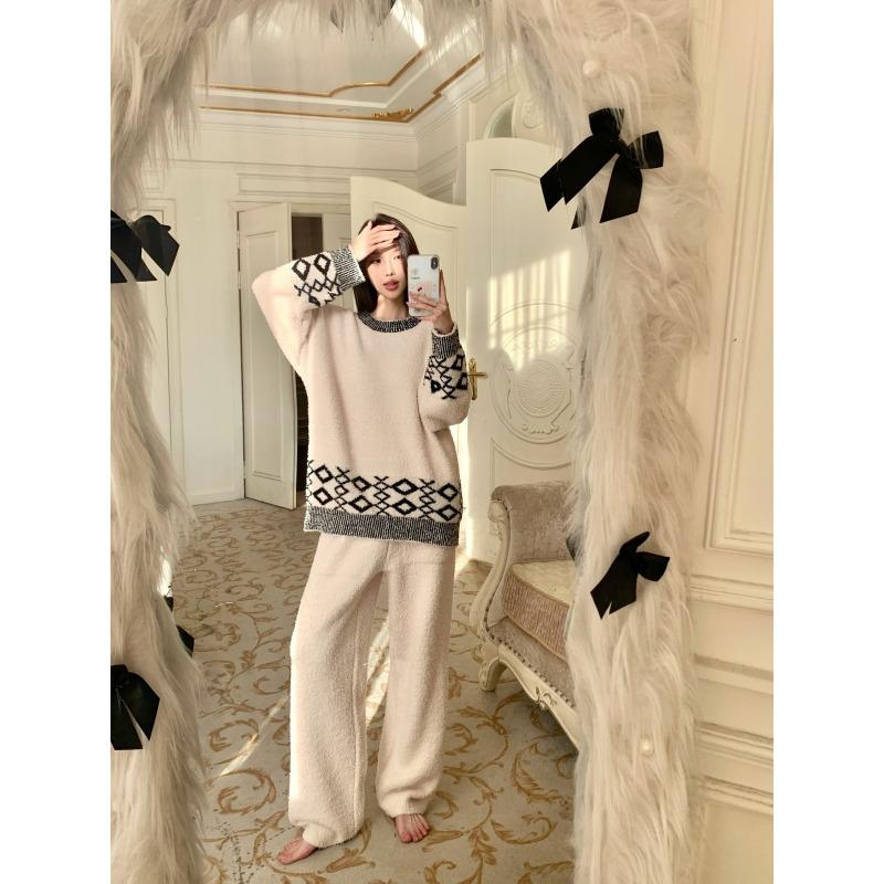 

Retro rhombus jacquard half fleece winter new fleece thickened lazy sweater set large size loungewear average size (90-75 kg)