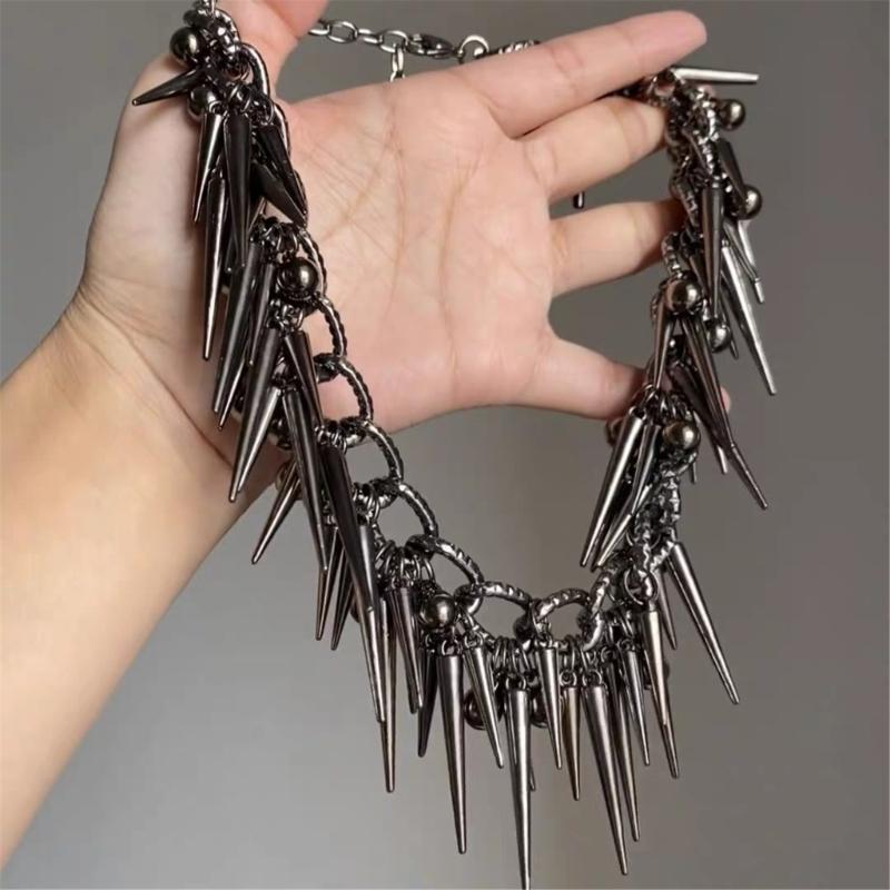 Regalo Personalizzato Alluminio Rivetti Frange Collana Catena Regolabile Gioielli Leggeri Per Donne Moda