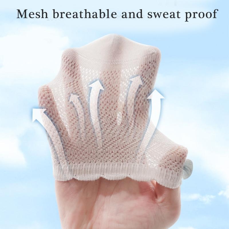 Set of 3 Pair Girls Cotton Ankle Socks Baby Hosiery with Nonslip Elastic Cuffs Design for Toddler Daily Comfort Wear