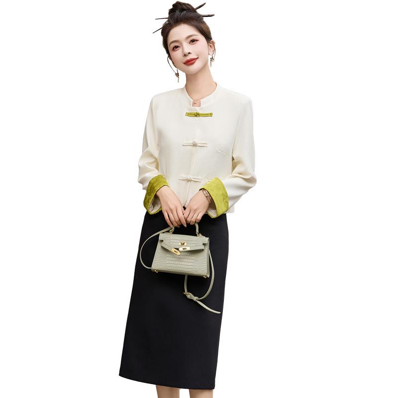 2024 Autumn Women's Two-Piece Set: Pan Buckle Jacket & Mid-Length Skirt - New Chinese National Style DJ5803