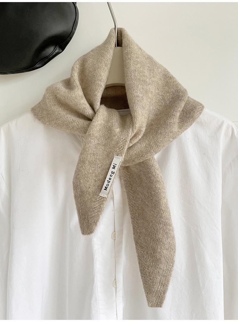 Cozy And Versatile Knitted Triangle Scarf For Women In Chic Colors Perfect For Spring хаки