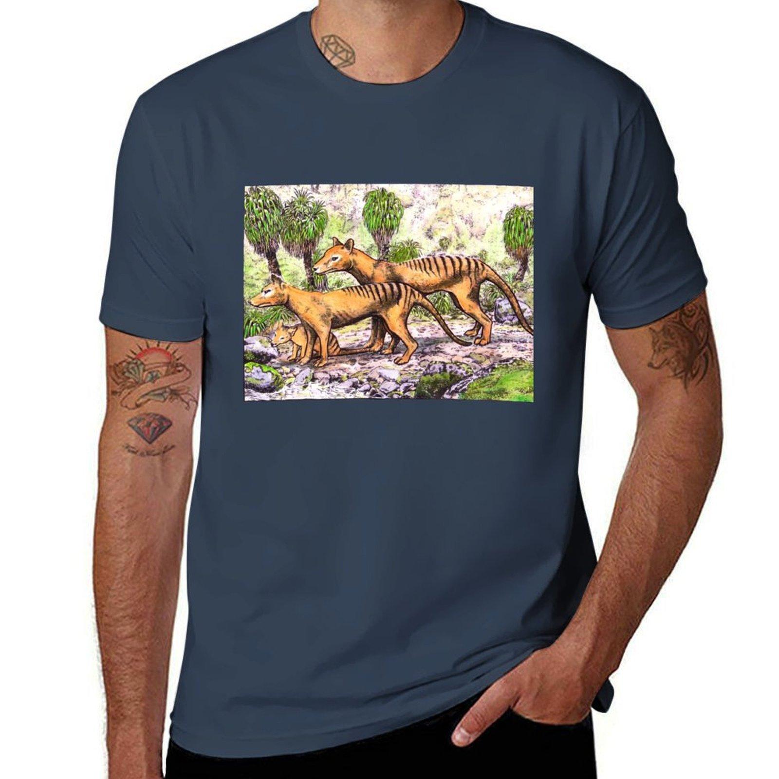 Thylacine Family Tshirt Halloween Casual Tshirt S