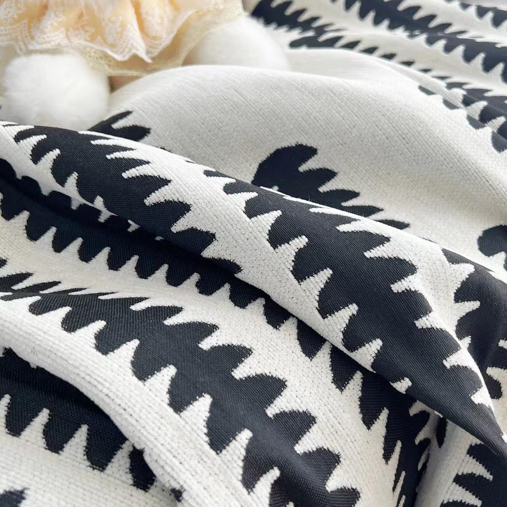 Classic Thick Soft Chenille Sofa Towel Non-slip One-piece Full Cover Sofa Cushion Cover Luxury Four Season Universal Sofa Cover