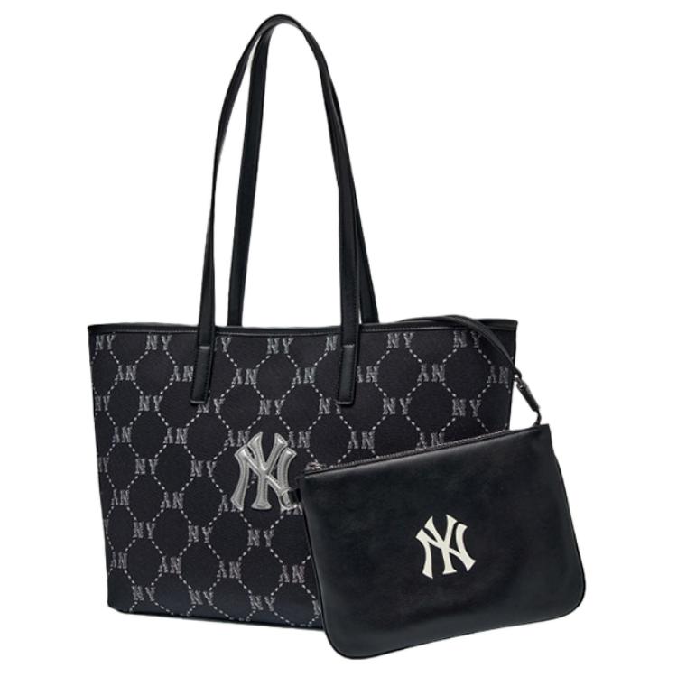 

MLB 26 Spring Collection New York Yankees Diamond Flower Large Capacity Faux Leather And Polyester Shoulder Bag Unisex Shoulder Bag 3AORMJ16N-50BKS Shopping Bag Set(Basic Set+Shopping Bag)