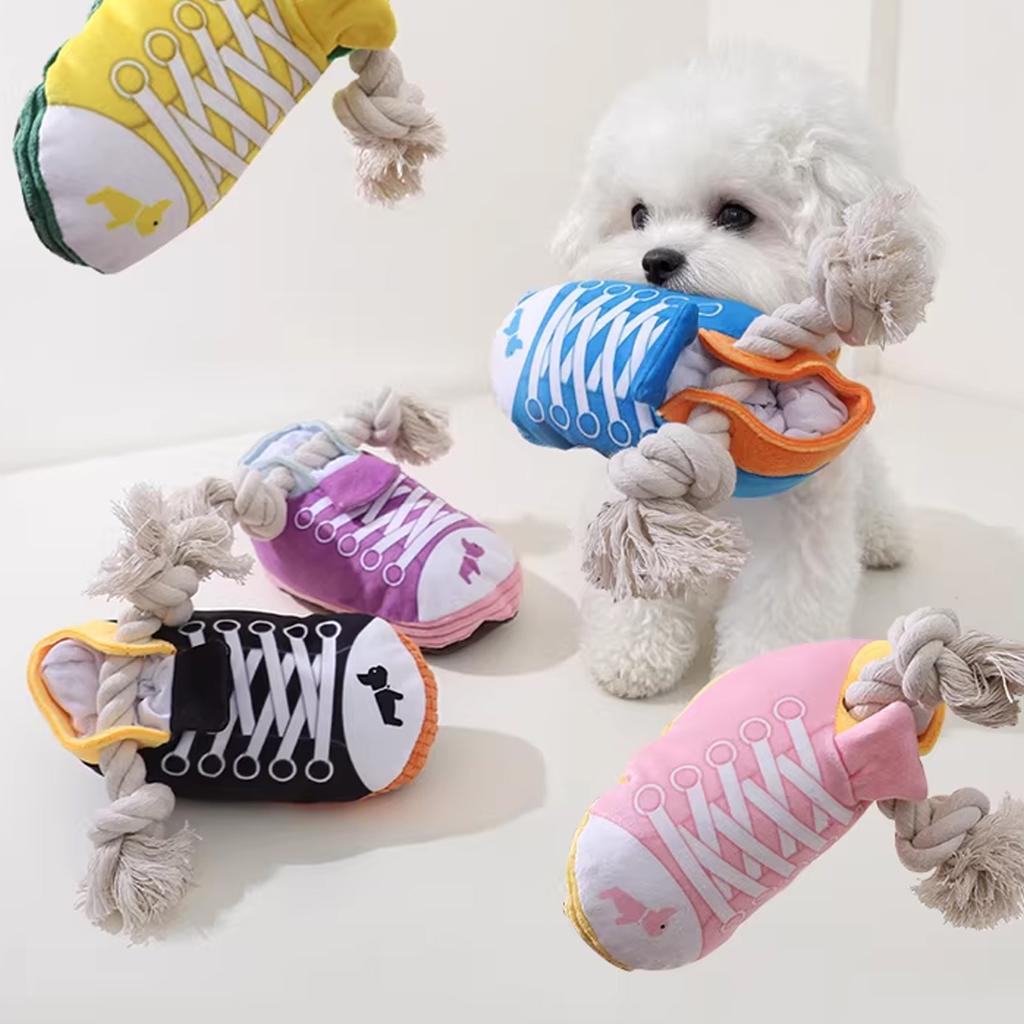 Shoe-Shaped Pet Squeaky Toy - Durable, Interactive Teething Toy for Pets, No Batteries Required (Random Color)