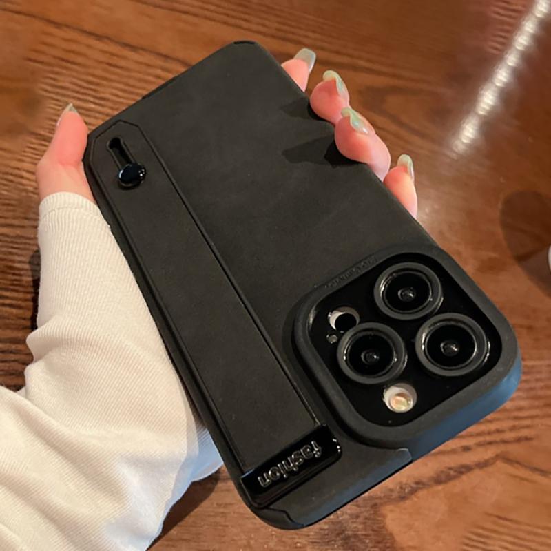Leather Phone Case For iPhone 17 Pro Max Air 14 15 Plus 11 12 13 16 Pro Wrist Strap Holder Shockproof Protection Cover