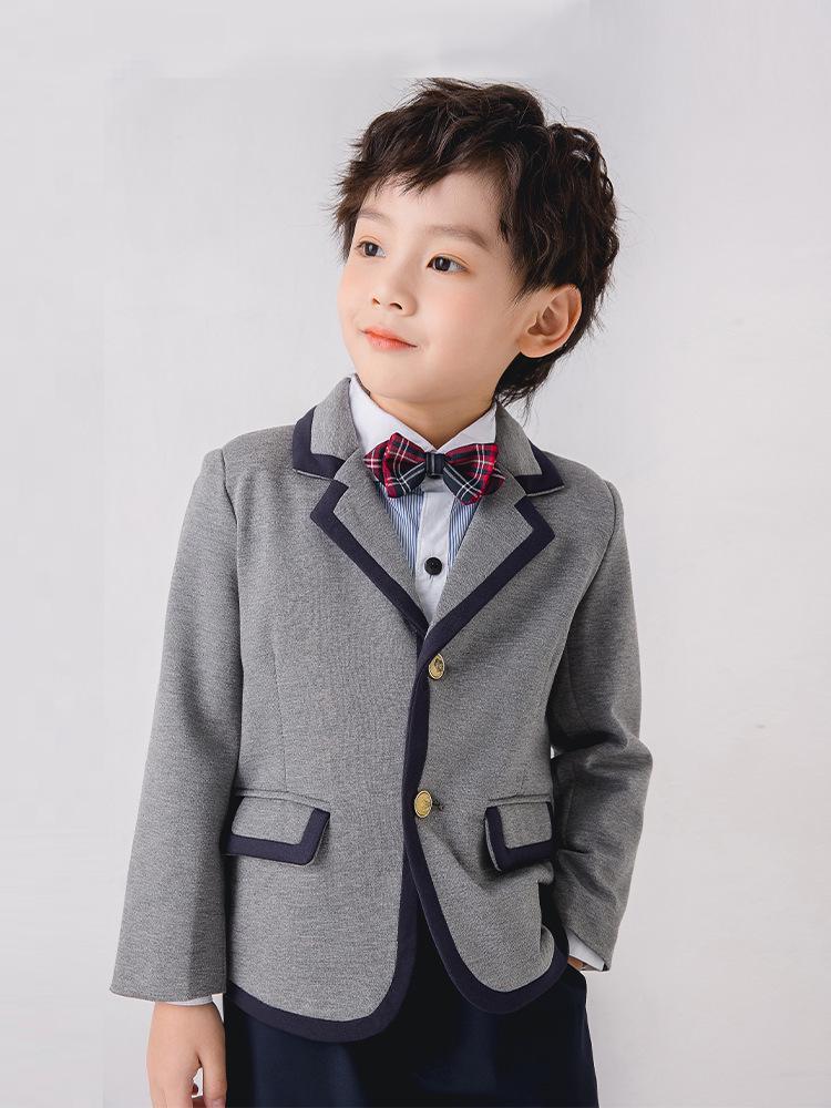 Akademischer Stil für Kinder Formale Schuluniform
