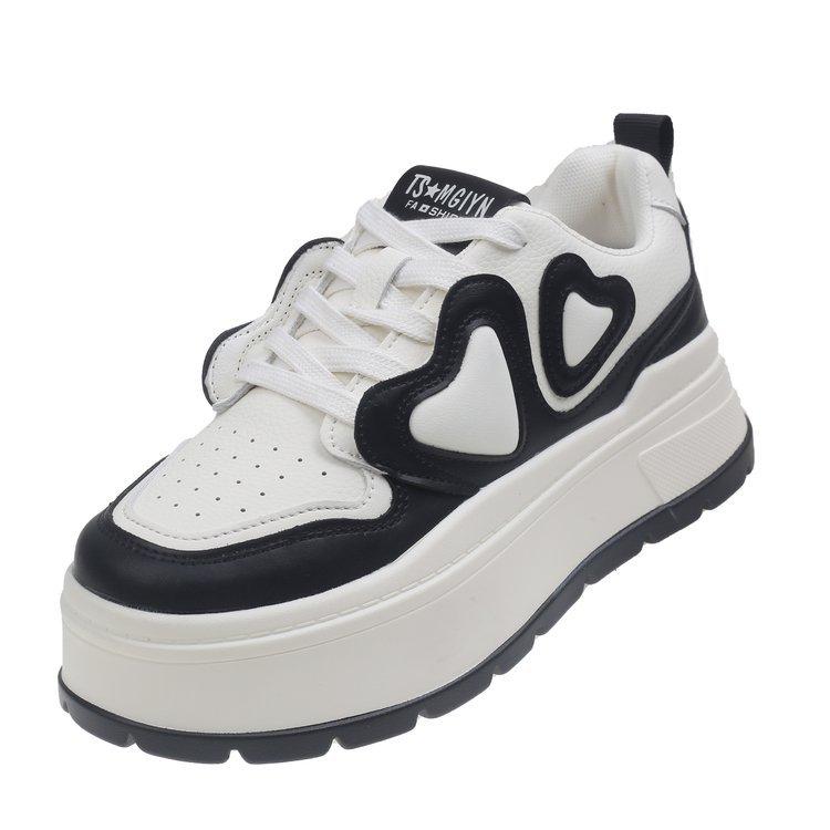 Leather lightweight thick-soled little white shoes women's 2025 spring and autumn new round head height-increasing casual shoes small love board shoes