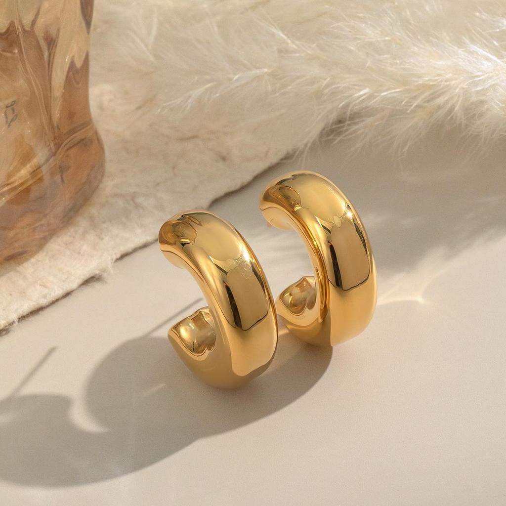 18K Gold Stainless Steel C-Shaped Hoop Earrings - Fashionable, Non-Fading, Versatile Women's Jewelry 