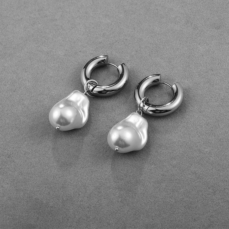 

Circle Drop Earrings New Vintage Baroque Pearl Earrings Gold Color Round Earclip Women Temperament Elegant Jewelry Party Gift