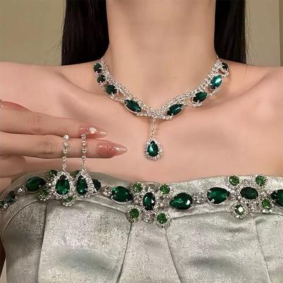 European and American Diamond-encrusted Water Drop Pendant, Stud Earrings, Necklace Set, Collarbone Chain, Simple Fashion Accessories for Women