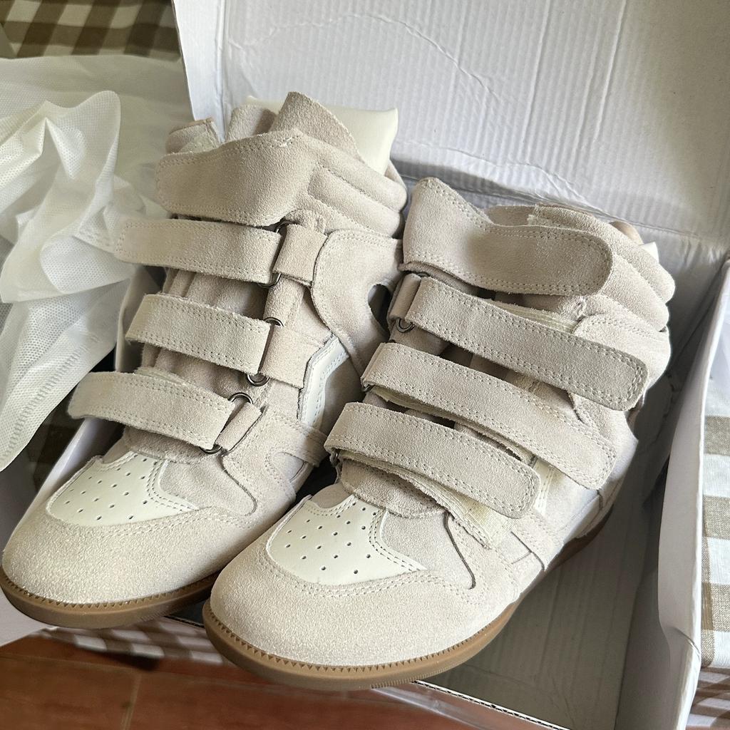 Inner heightening women's shoes short boots new leather high-top shoes small man