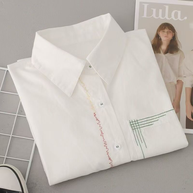 

2024 Весна и Осень Новые Вышитые Пуговицы Мультфильм Свободная Рубашка Женская Длинные Рукава Нижняя Рубашка Топы 2XL белый