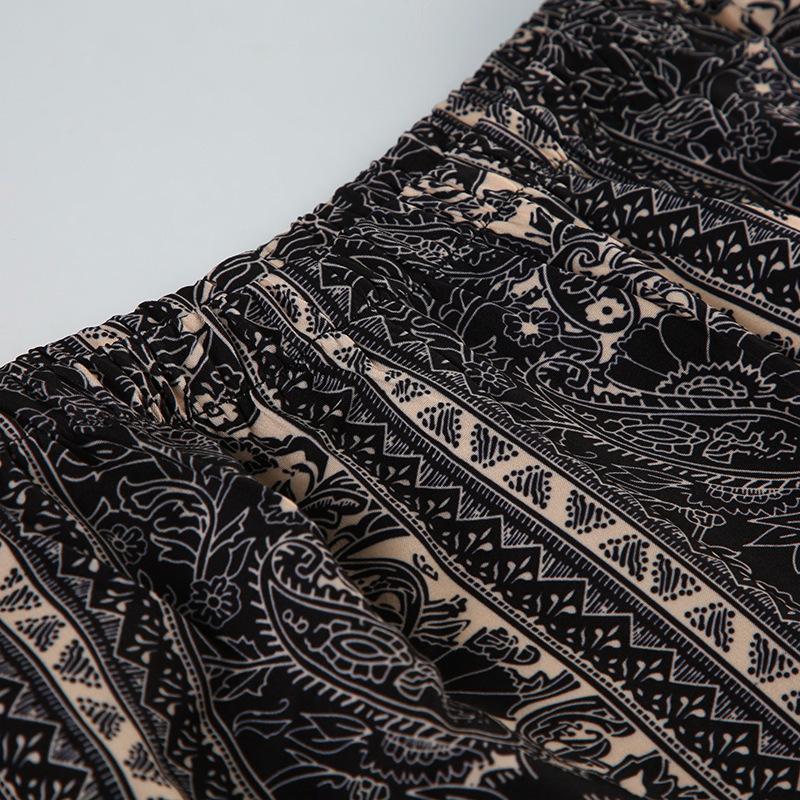 Женские брюки с абстрактным принтом — фото 12