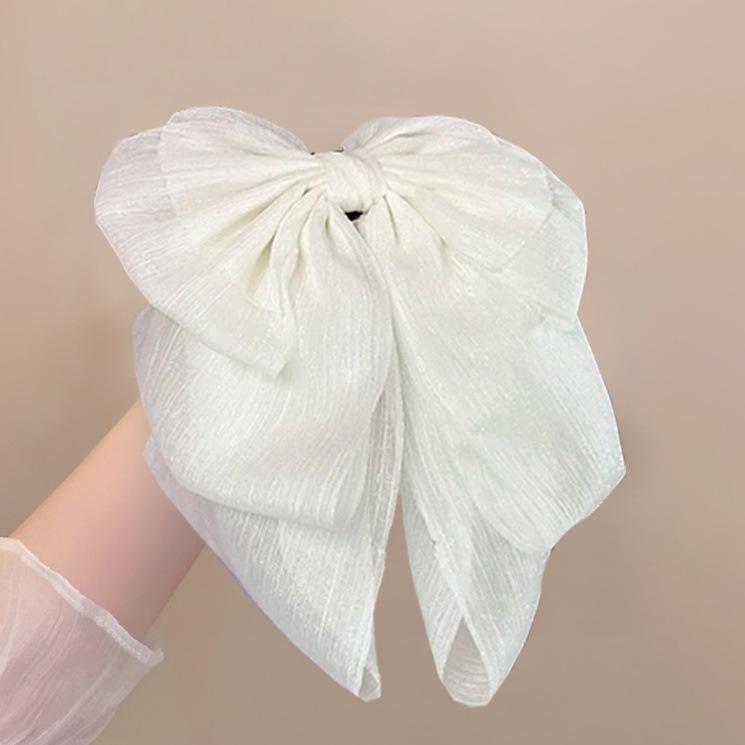 Silver Pearlescent Bow Hair Clip: Versatile, Influencer-Approved Princess Style