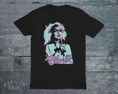 Blondie Debbie Harry Stile Vintage Punk Rock Band Maglietta AHN01541 Maglietta Unisex