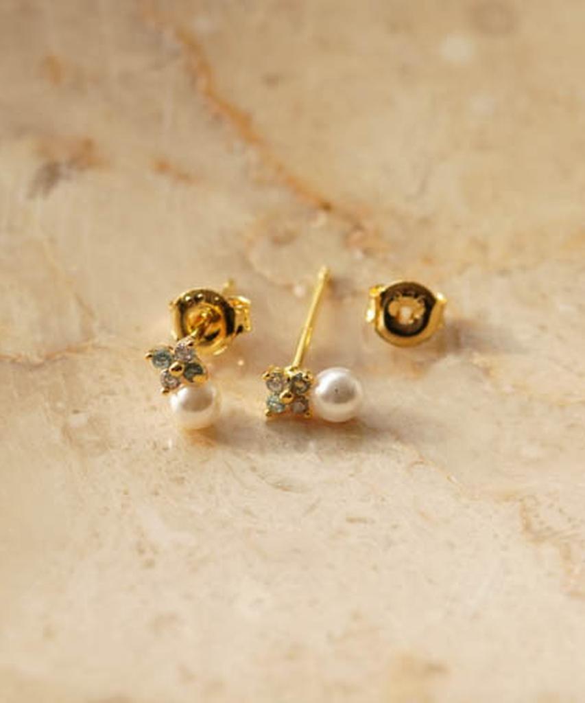 Alleun Silver 925 Swarovski Pearl Cubic Clover Silver Earrings
