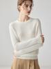 Luxuriously Soft 100% Cashmere Women's Sweater: Round Neck, Solid Color, Relaxed Fit, Perfect for Autumn and Winter.